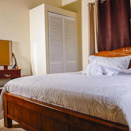 Ivs Bed And Breakfast Kingston Ngoại thất bức ảnh